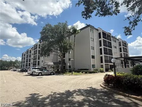 2121 Collier Ave #109, Fort Myers, FL 33901