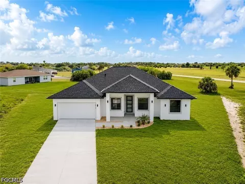 7013 Alpine Ct, Labelle, FL 33935