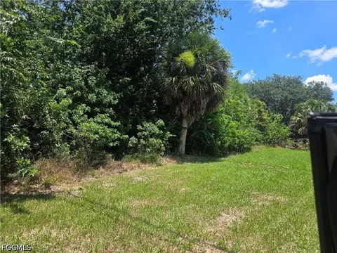 Jerdik Dr NE, Moore Haven, FL 33471 photo 1