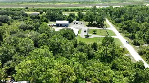 7654 20th Pl, Labelle, FL 33935 photo 9