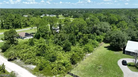7654 20th Pl, Labelle, FL 33935 photo 4
