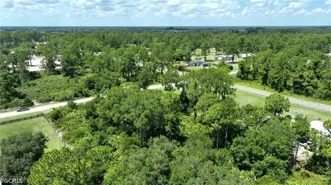 7654 20th Pl, Labelle, FL 33935 photo 6