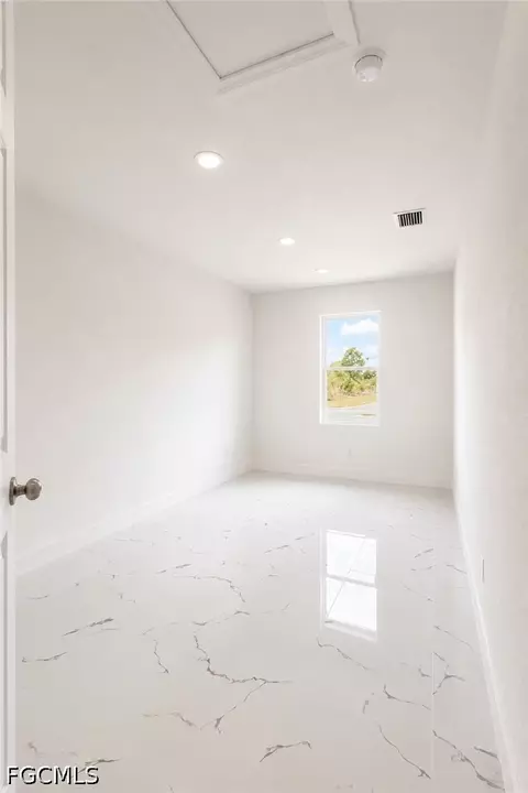 156 Carousel Ave, Labelle, FL 33935 photo 5