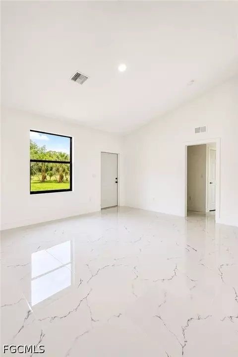 156 Carousel Ave, Labelle, FL 33935 photo 7