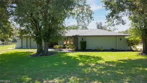 19250 Tammy Ln, North Fort Myers, FL 33917