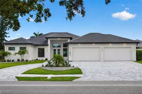 2201 Beach Pkwy W, Cape Coral, FL 33914
