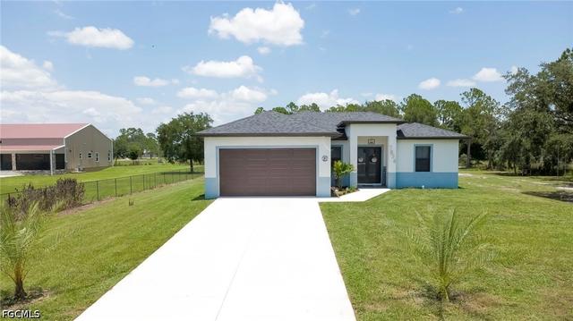 7834 14th Pl, Labelle, FL 33935