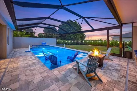 1207 NW 4th St, Cape Coral, FL 33993