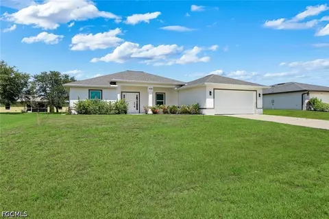 4408 NE 21st Pl, Cape Coral, FL 33909