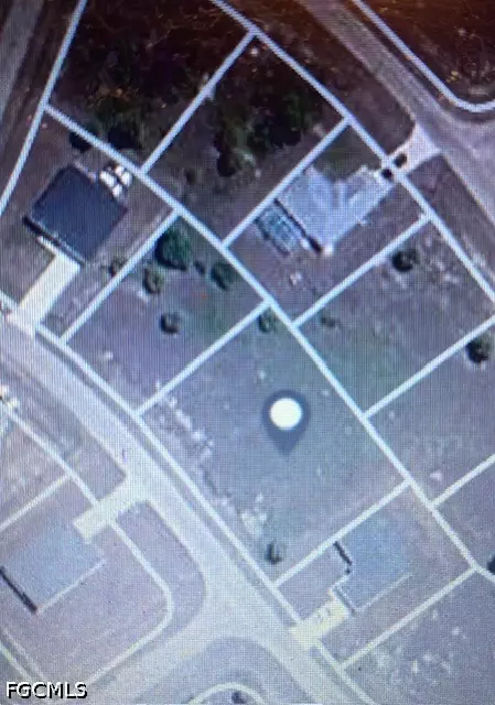 1055 Monday St, Labelle, FL 33935