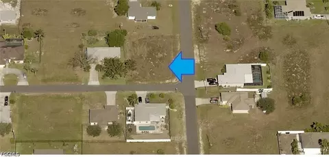 205 NW 4th Ter, Cape Coral, FL 33993