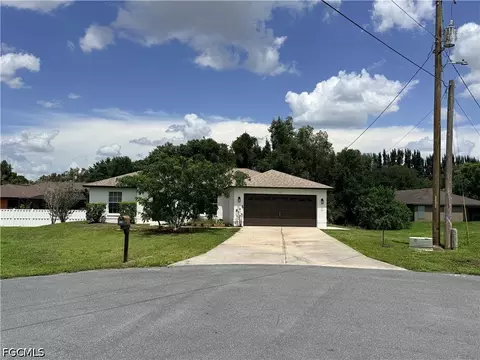 223 Aydin Ct, Fort Myers, FL 33913