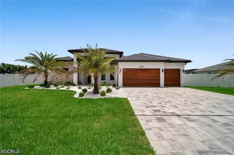 2227 SW 15th Pl, Cape Coral, FL 33991