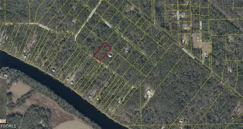 07-05 S 13e-09108-040320 Riverside Dr, O Brien, FL 32071 photo 2