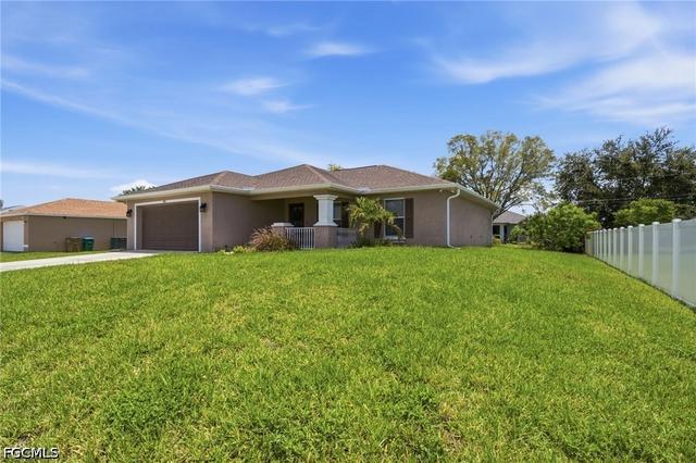841 NE 6th Ave, Cape Coral, FL 33909