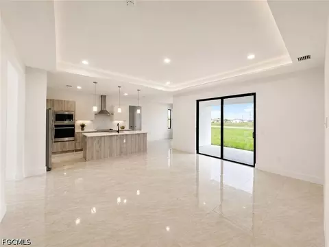7004 Alpine Ct, Labelle, FL 33935 photo 2