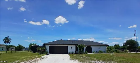 11300 Bridle Ln, Cape Coral, FL 33991