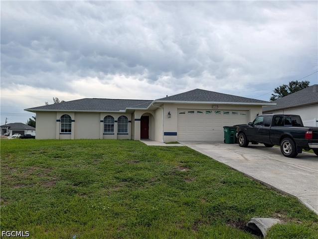 827 NE 17th St, Cape Coral, FL 33909