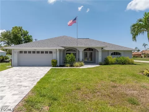 430 SW 44th Ter, Cape Coral, FL 33914