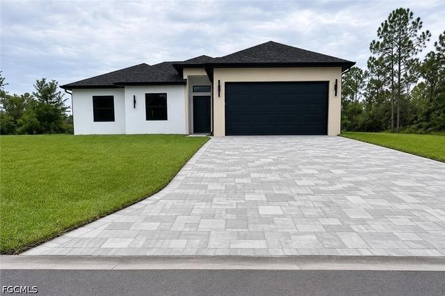 1211 Mckinley Ave, Lehigh Acres, FL 33972