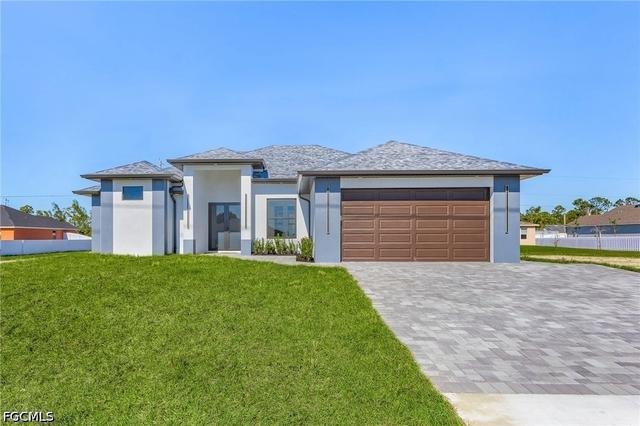 1817 Kismet Pkwy W, Cape Coral, FL 33993