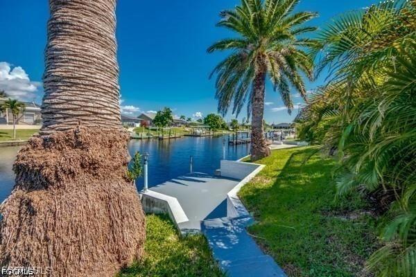 711 SE 33rd Ter, Cape Coral, FL 33904