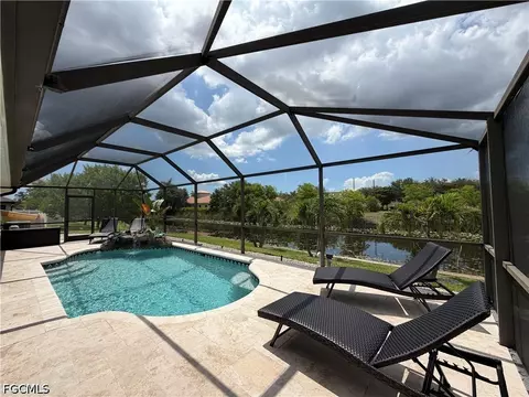 921 SW 5th Ter, Cape Coral, FL 33991