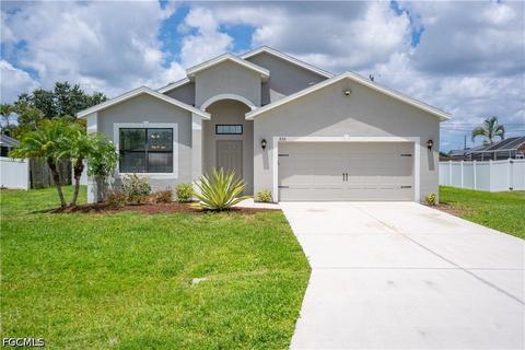 820 SW 9th Ave, Cape Coral, FL 33991