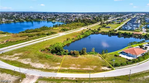 1483 SW 6th Ter, Cape Coral, FL 33991