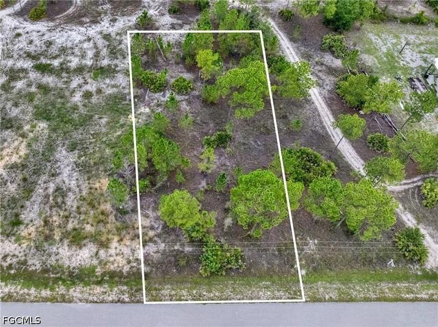 1109 Jackson Ave, Lehigh Acres, FL 33972