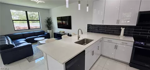Kitchen - 7510 Rockefeller Dr, Naples, FL 34119 photo 1 of 4