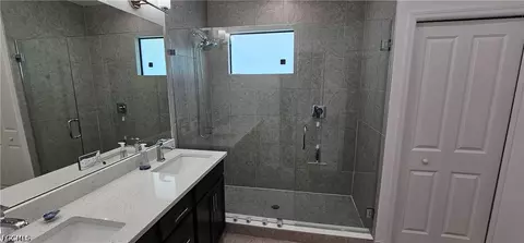 Bath - 7510 Rockefeller Dr, Naples, FL 34119 photo 3 of 7