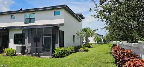 Exterior - 7510 Rockefeller Dr, Naples, FL 34119 photo 4 of 10