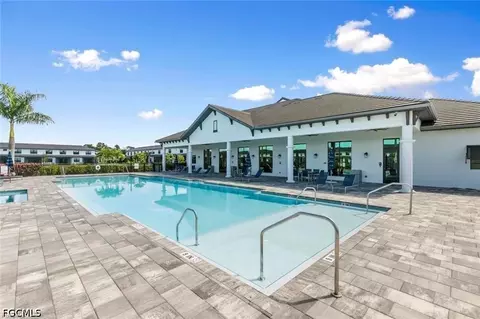Exterior - 7510 Rockefeller Dr, Naples, FL 34119 photo 6 of 10