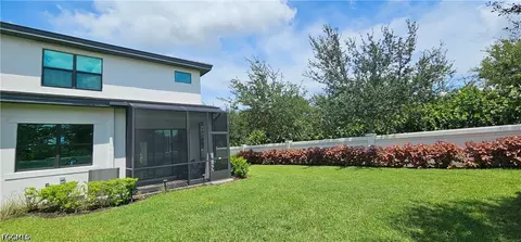 Exterior - 7510 Rockefeller Dr, Naples, FL 34119 photo 2 of 10