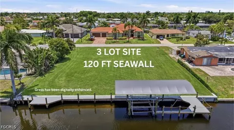 5264 Tamiami Ct, Cape Coral, FL 33904