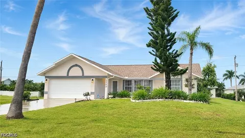2243 SW 27th St, Cape Coral, FL 33914