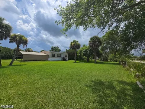 1163 Saddle Ln, Moore Haven, FL 33471 photo 3
