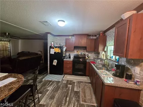 1163 Saddle Ln, Moore Haven, FL 33471 photo 12