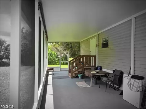 1163 Saddle Ln, Moore Haven, FL 33471 photo 8