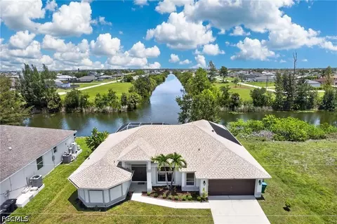 519 NE 19th Ter, Cape Coral, FL 33909