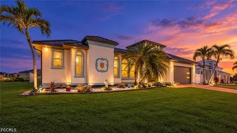 2441 NW 9th Ter, Cape Coral, FL 33993