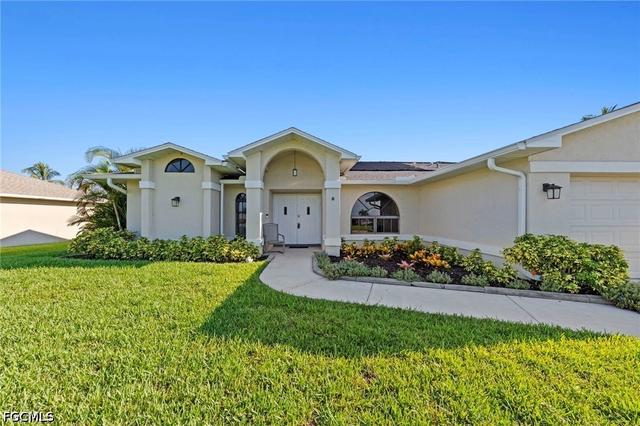 609 SW 35th Ter, Cape Coral, FL 33914