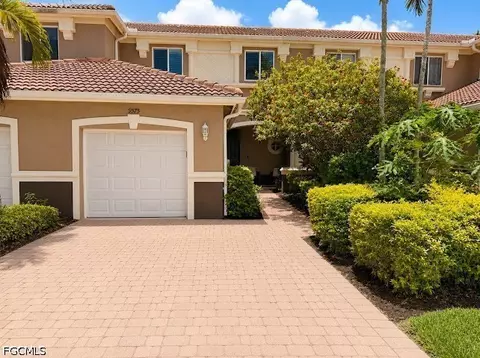 9575 Roundstone Cir, Fort Myers, FL 33967
