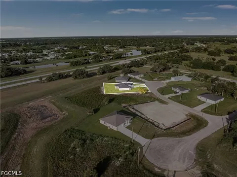 View/Area - 1055 Pluto Ct, Labelle, FL 33935 photo 5 of 8