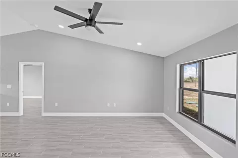 1055 Pluto Ct, Labelle, FL 33935 photo 14