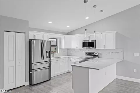 1055 Pluto Ct, Labelle, FL 33935 photo 20