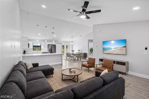 Living - 1055 Pluto Ct, Labelle, FL 33935 photo 2 of 7