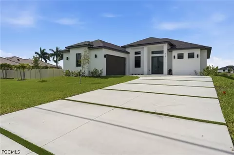 343 NE 15th St, Cape Coral, FL 33909
