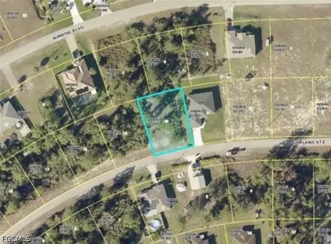 869 Garland St E, Lehigh Acres, FL 33974